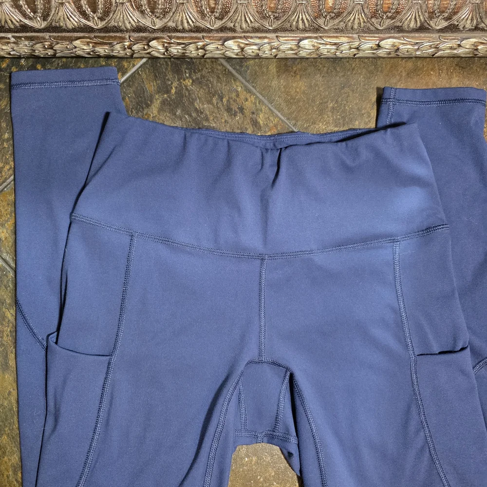 2 For $12 - Activewear - Madden NYC & Lingswallow Leggings - Sz Small - Picture 4 of 5